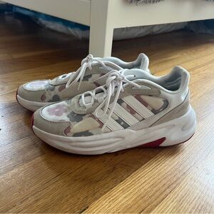 Adidas Ozelle Running Shoe Womens Cloudform Floral Scarlet HP2688